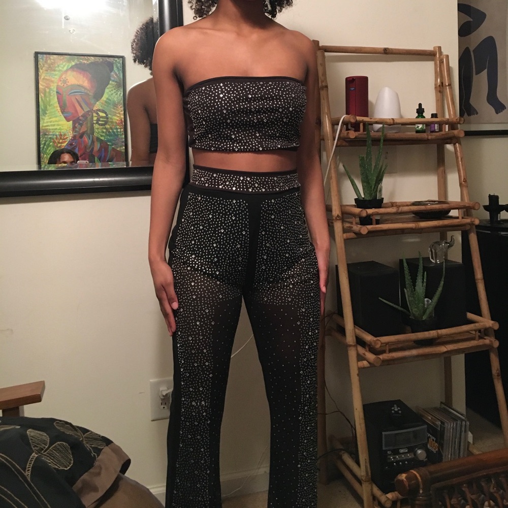 Evening wear